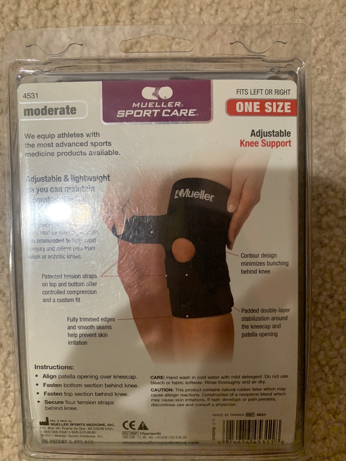 MUELLER Knee Support Sleeve Brace Adjustable, Sports Medicine, Fitness