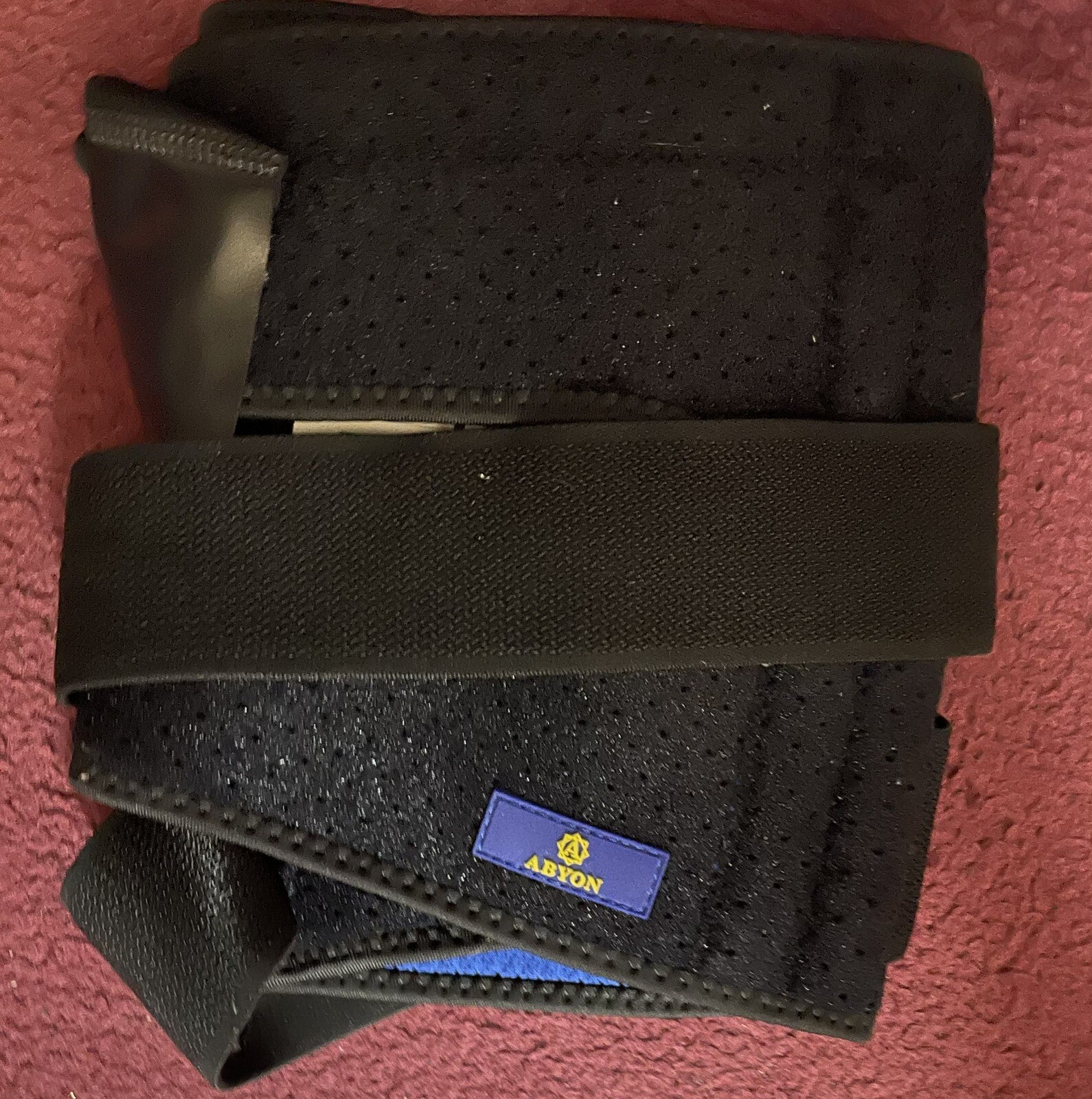 Abyon Adult Knee Support Brace Hook And Loop Closure Black