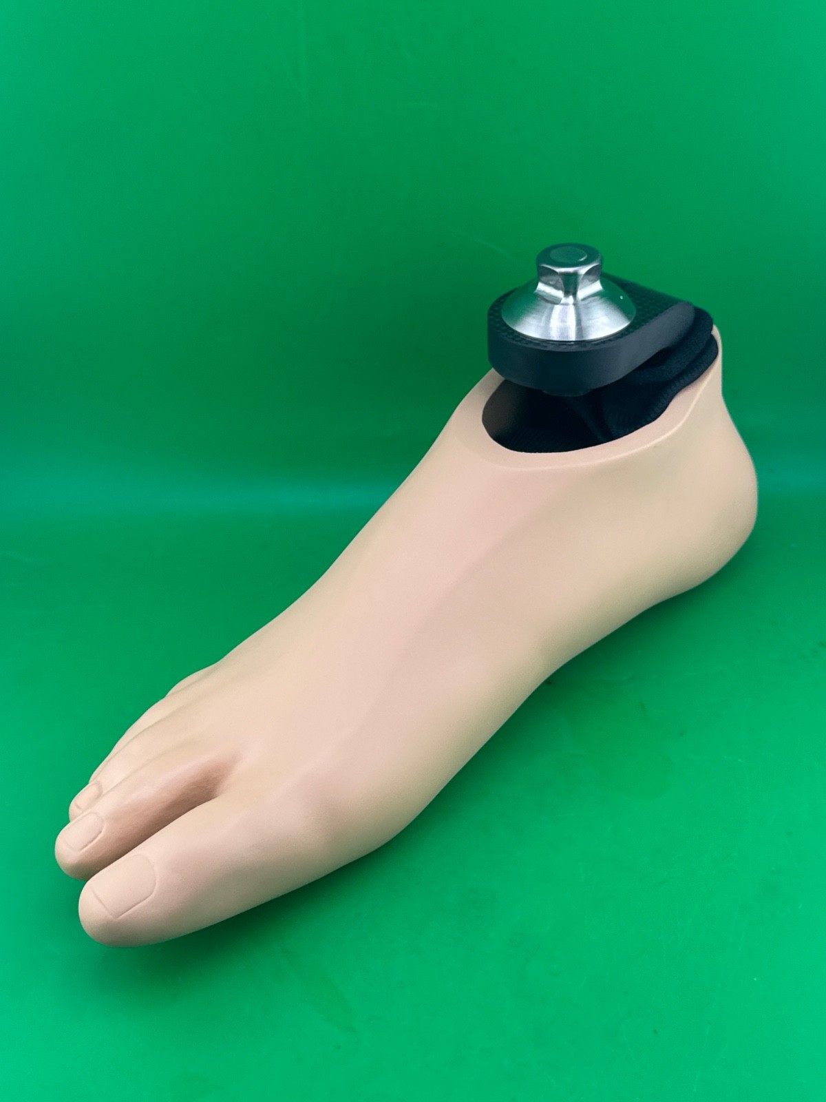 Proteor freedom Highlander prosthetic foot. Size 28. Category 6. Mint condition.