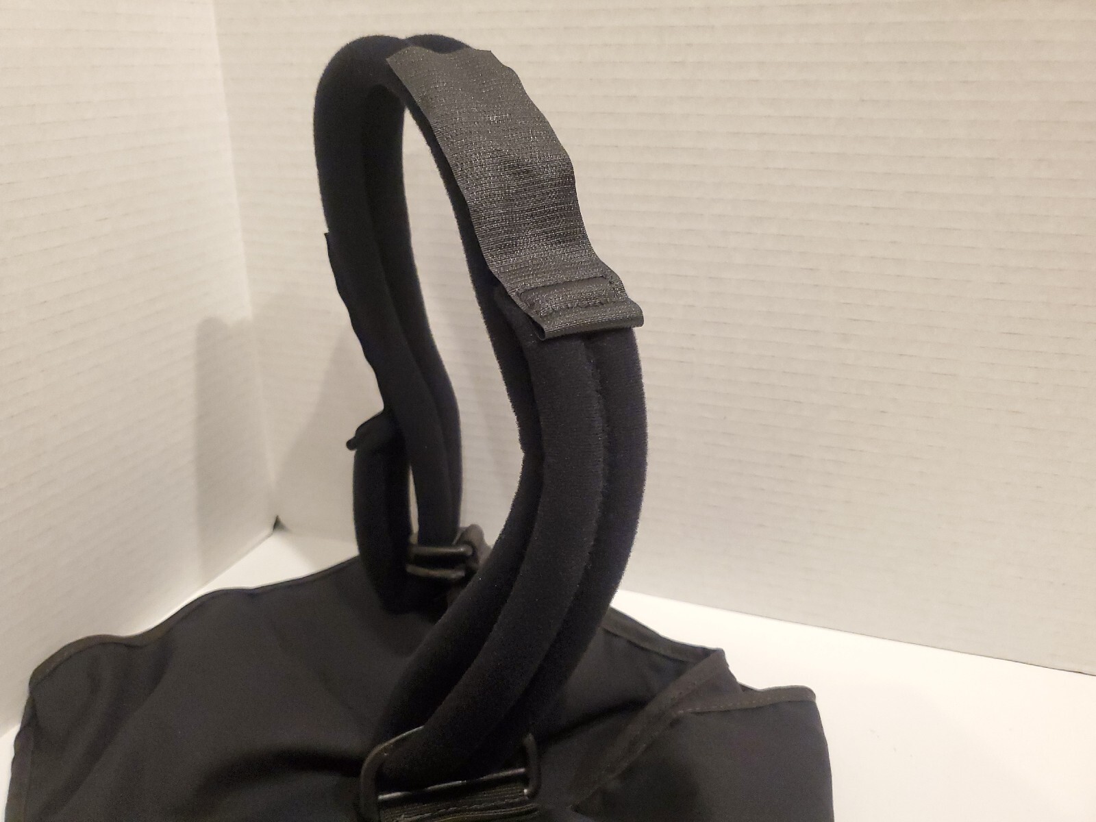 Breg Deluxe Shoulder Immobilizer Sling Universal adjustable Arm Sling 