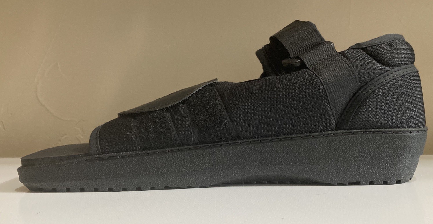 Breg Square Toe Post-Op Shoe Size MD