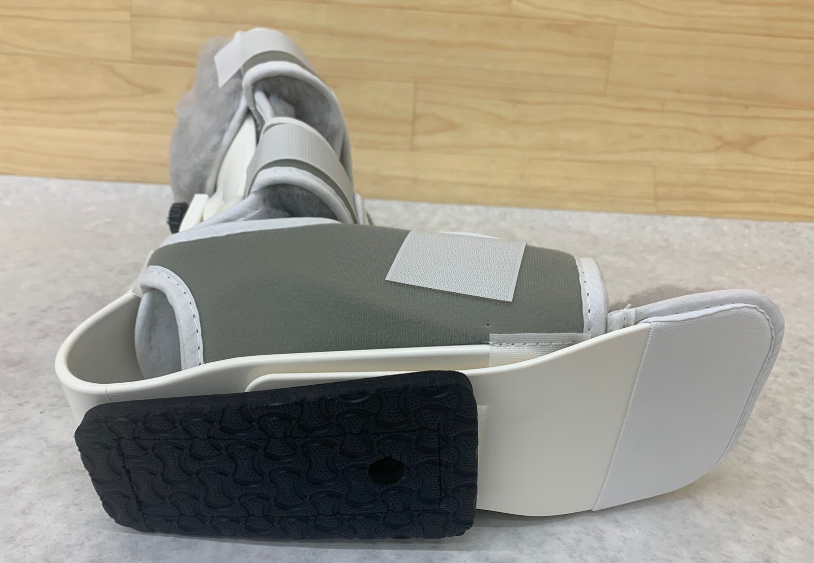 Procare 79-90550 Hook & Loop Closure Universal Podous Boot, Regular