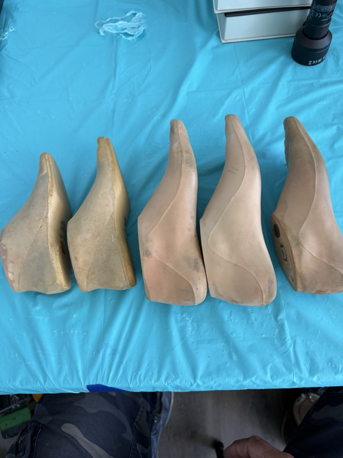 lot of 5 USED PROSTHETIC FEET. 3 OTTO BOCK -2 KINGSLEY JUVENILE