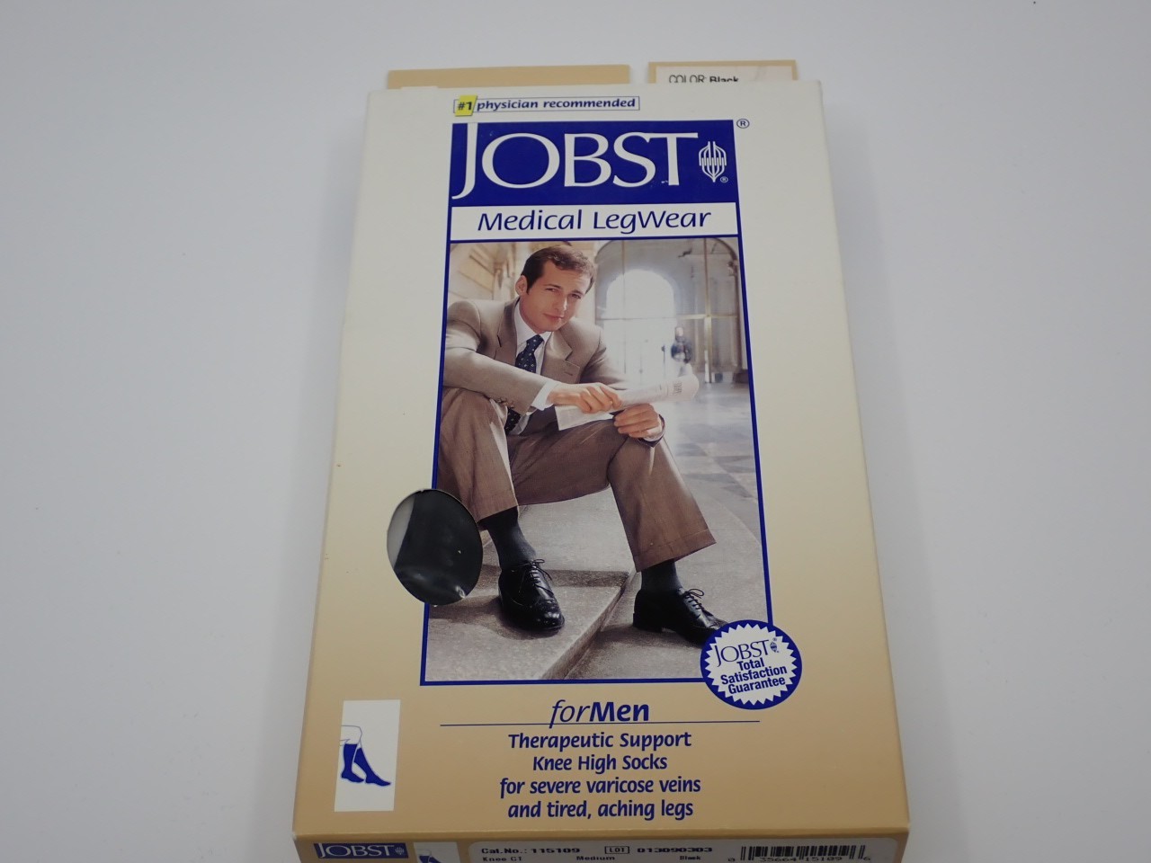 Jobst 1015109 Medical legwear for men therapeutic Suppoort knee high Socks Black