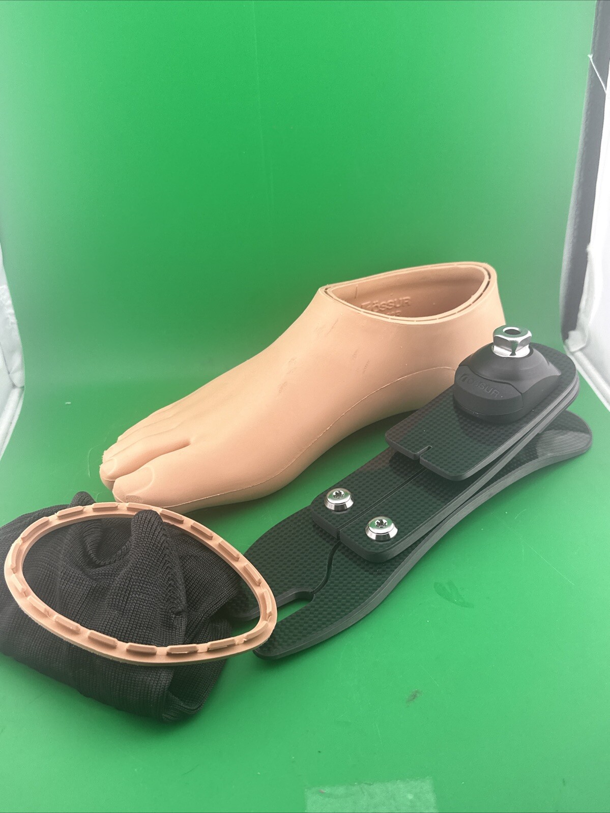 ossur pro-flex Proflex LP prosthstic foot. size 28, category 7, Right. Perfect