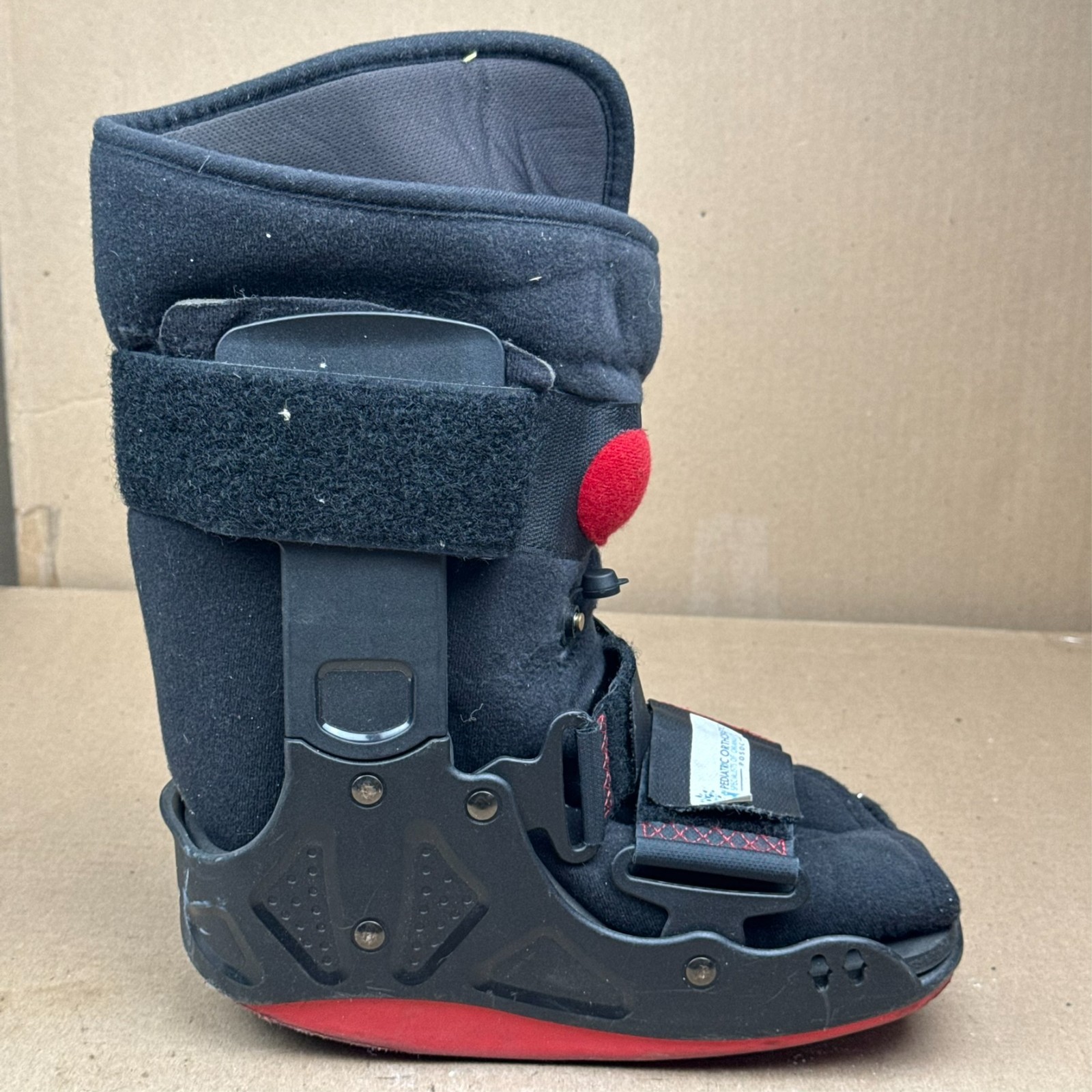 XcelTrax Pediatric Orthopaedic Walking Boot Size Small Damage