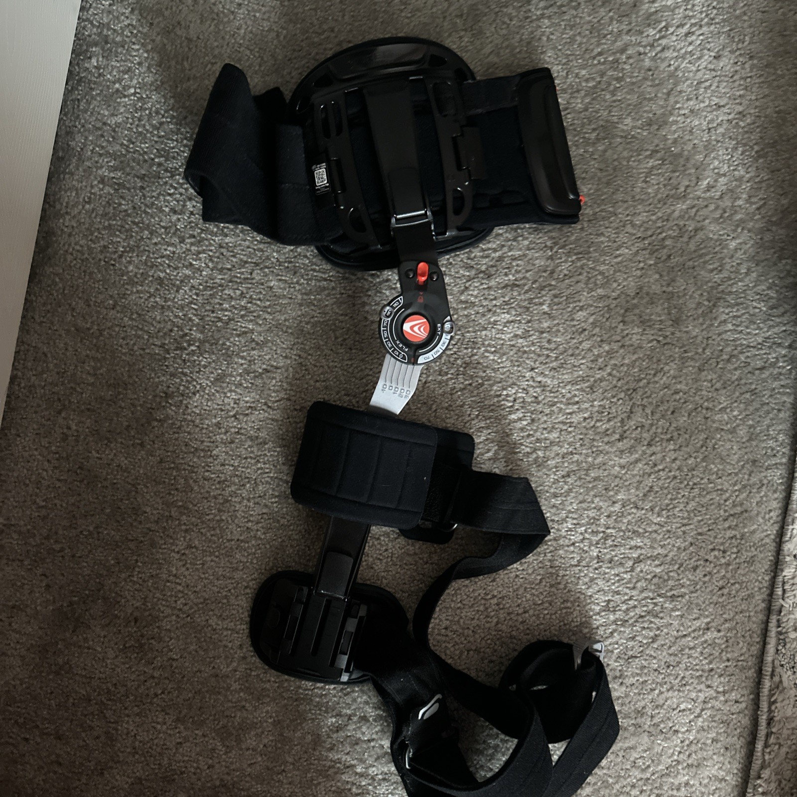 Scope Premier post-operative hinge brace after knee or hip surgery