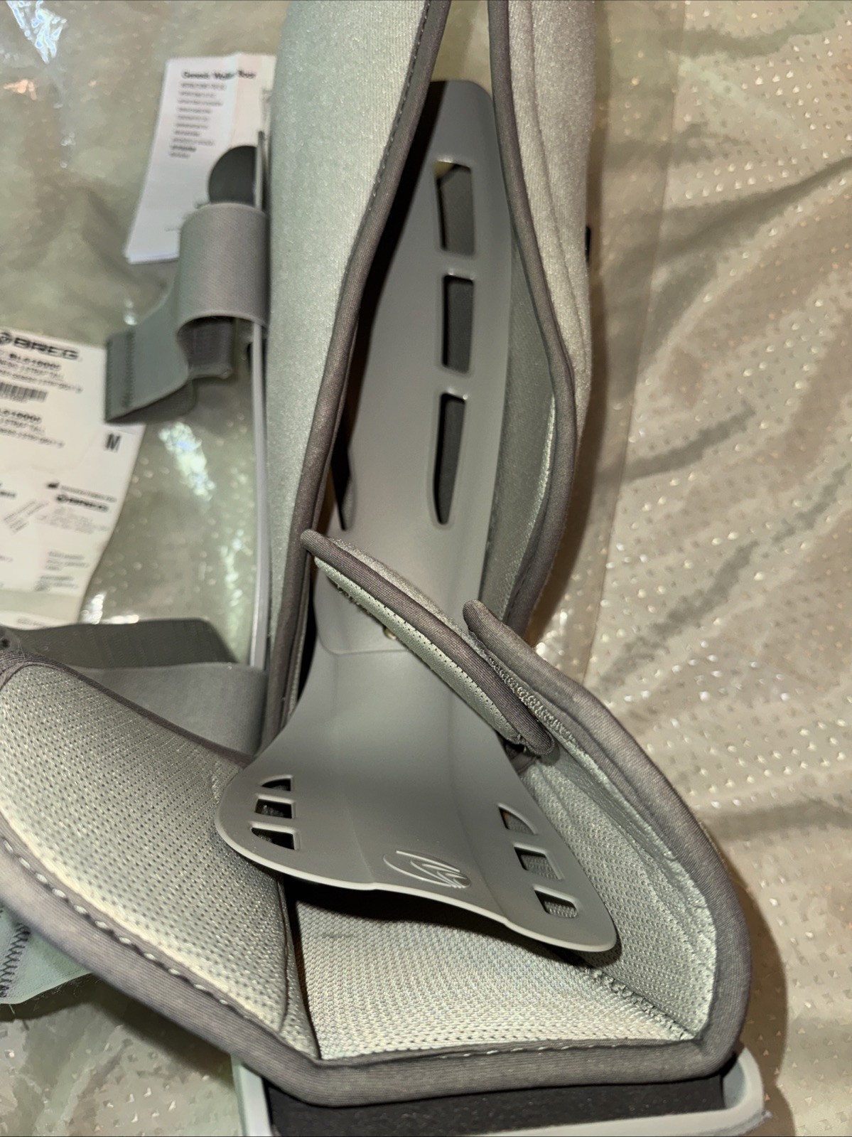 Breg Genesis 3 Strap Gray Tall Walking Boot Orthopedic Walker Boot Size M #302