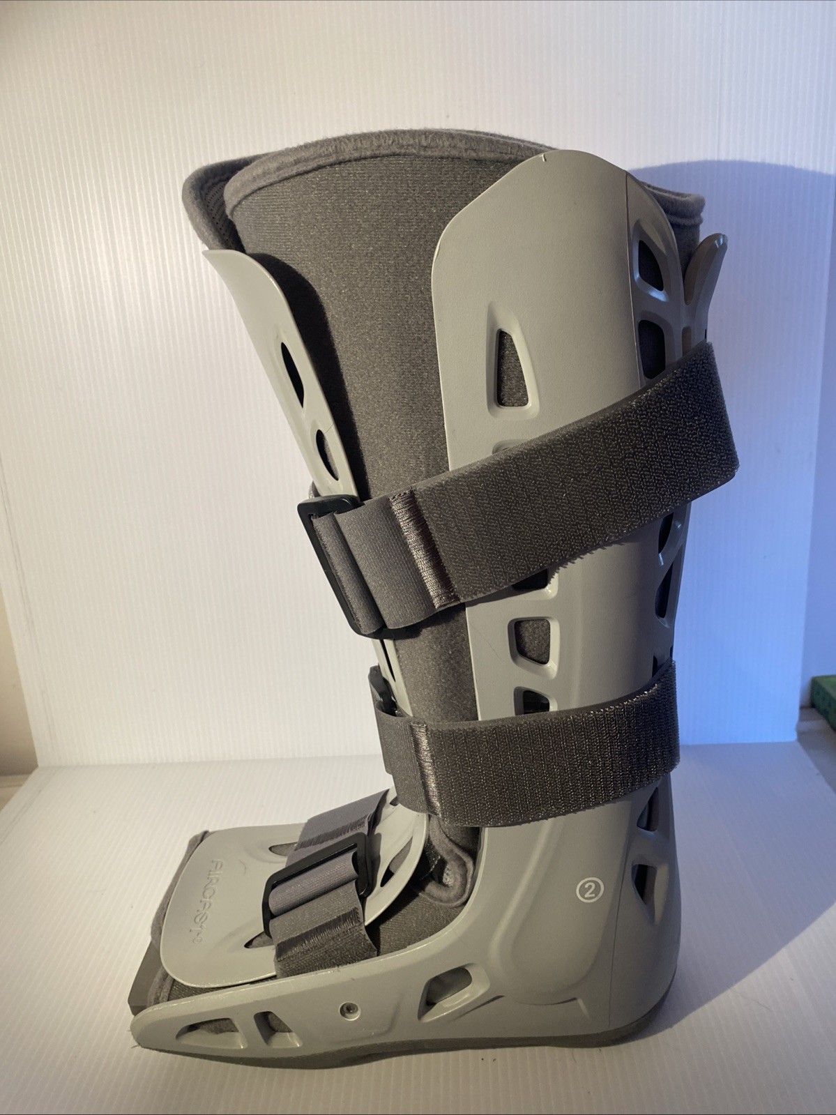 Aircast AirSelect Standard Walking Boot Walker Brace SIze Medium