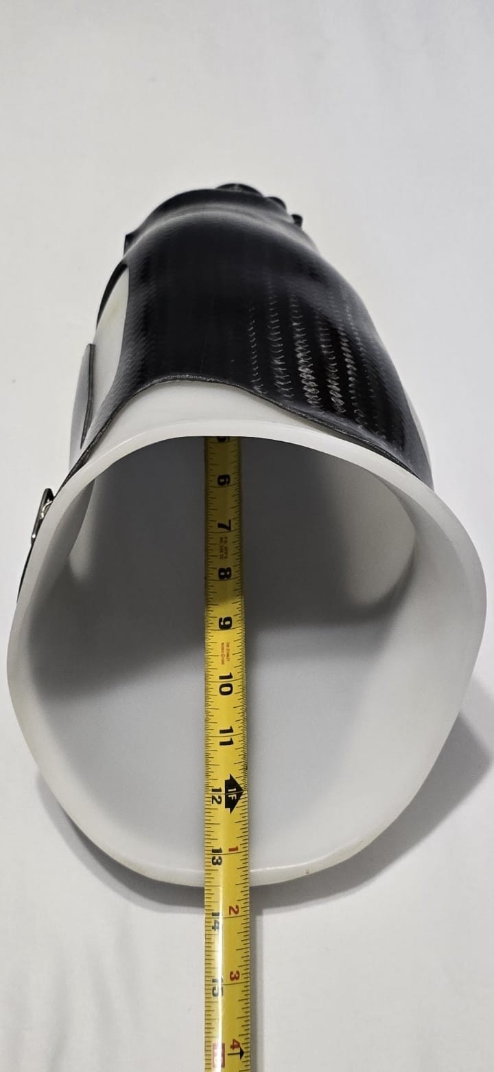 Socket of fiber Carbono In Perfect Condition.