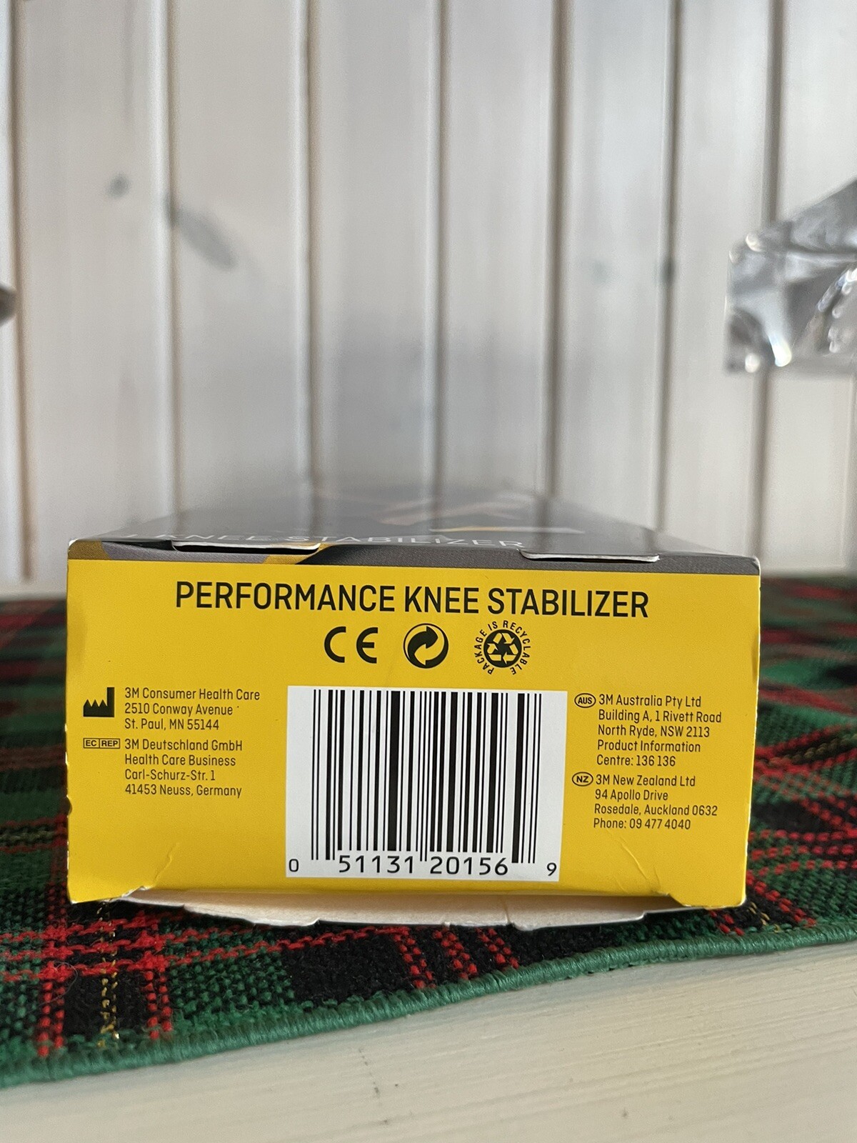3M Futuro Knee Performance Stabilizer Brace Adjustable Moderate Support 13-17.5”