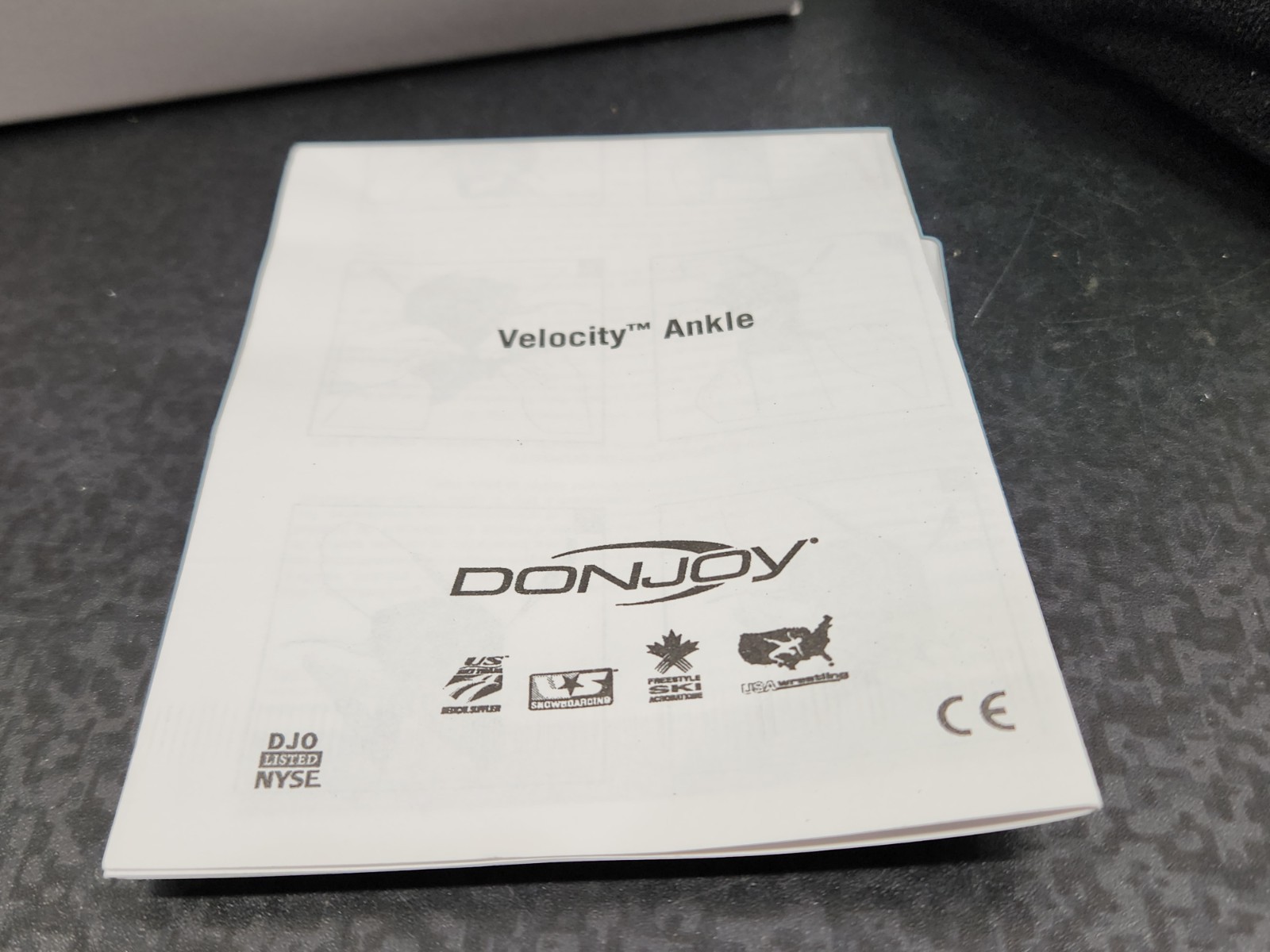 DonJoy Velocity Sz Medium Extra Support Ankle Brace Standard Right Black ~ NEW