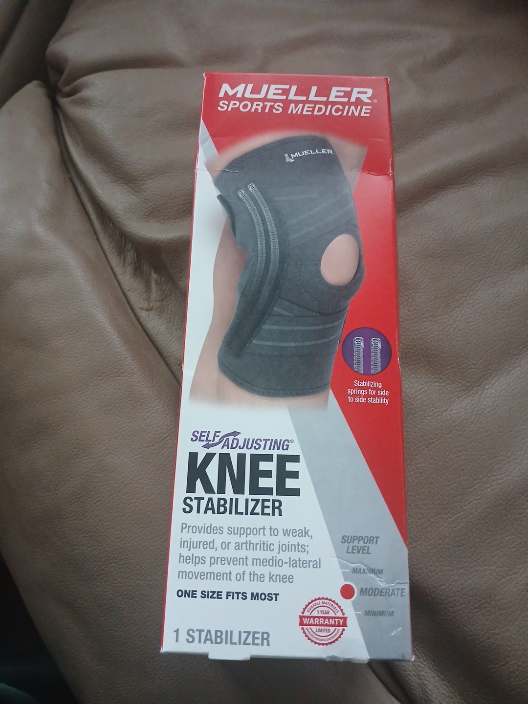Mueller Sports Medicine Self Adjusting Stabilizer Knee Brace One Size Fits Most