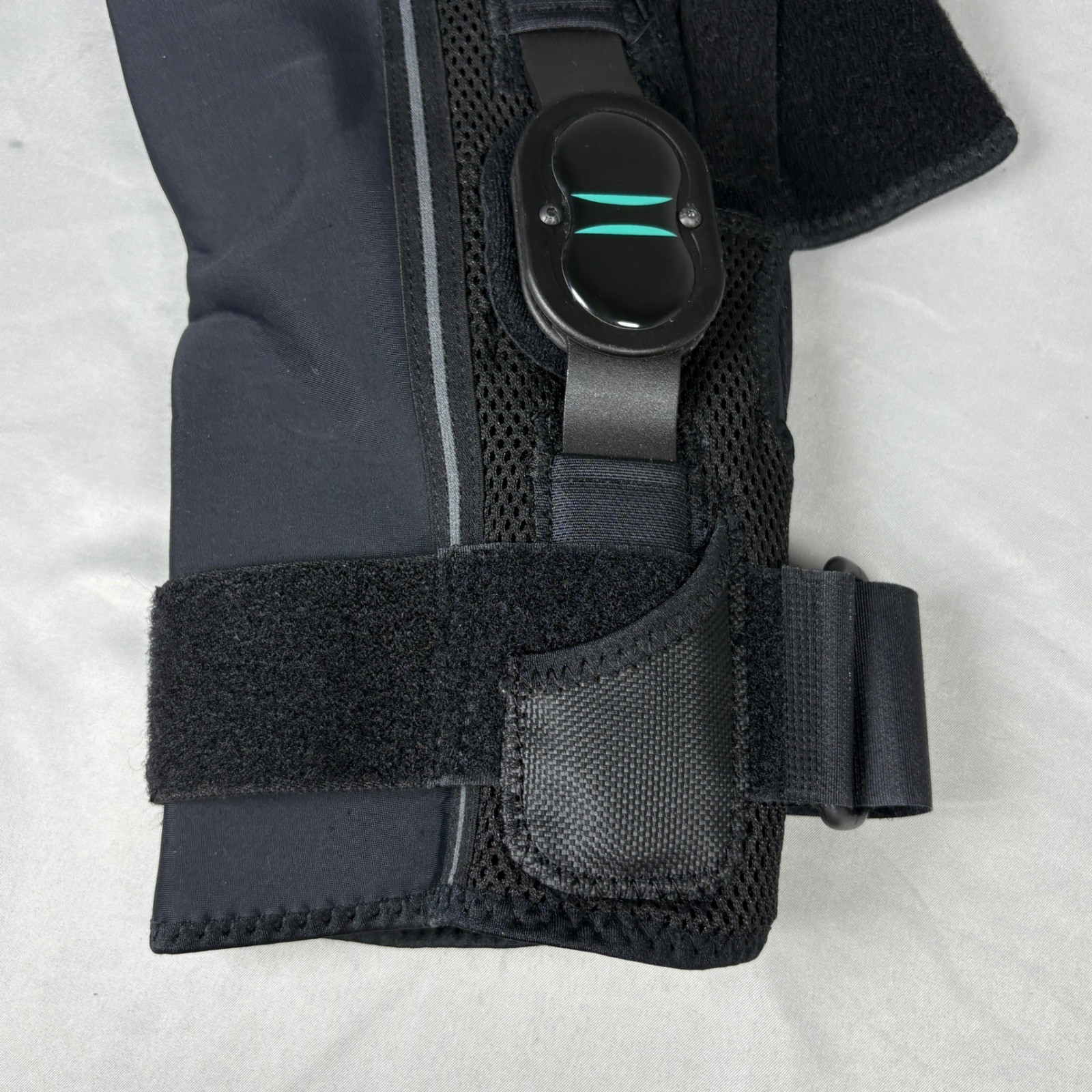 Hely & Weber Global Hinged Knee Brace Black Size Medium Support EUC