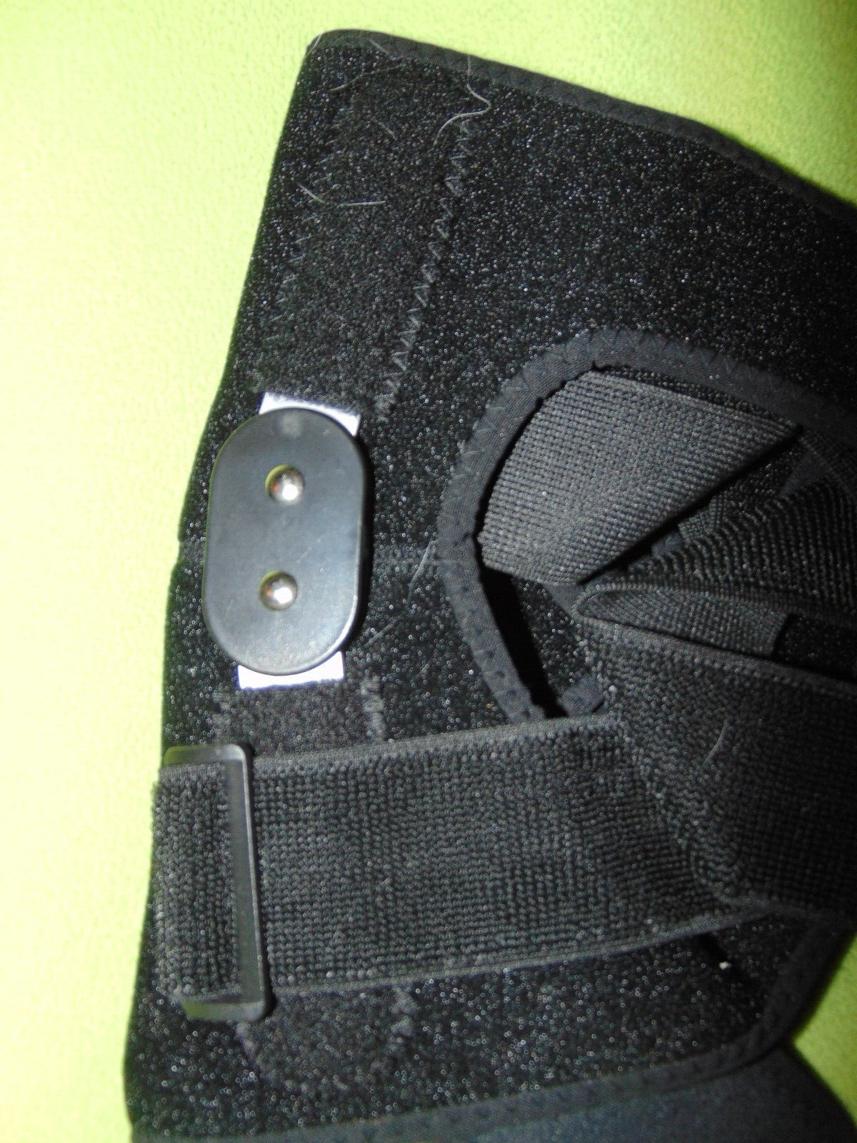 HOCAFER Stiff Jointed Knee Brace Doughnut Hole Structured Sides 3XL-4XL New