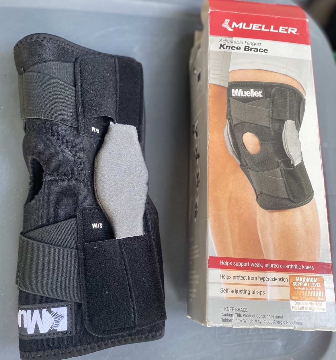 MUELLER Sports Medicine Hinged Wrap Around Knee Brace for Adults Men and Women