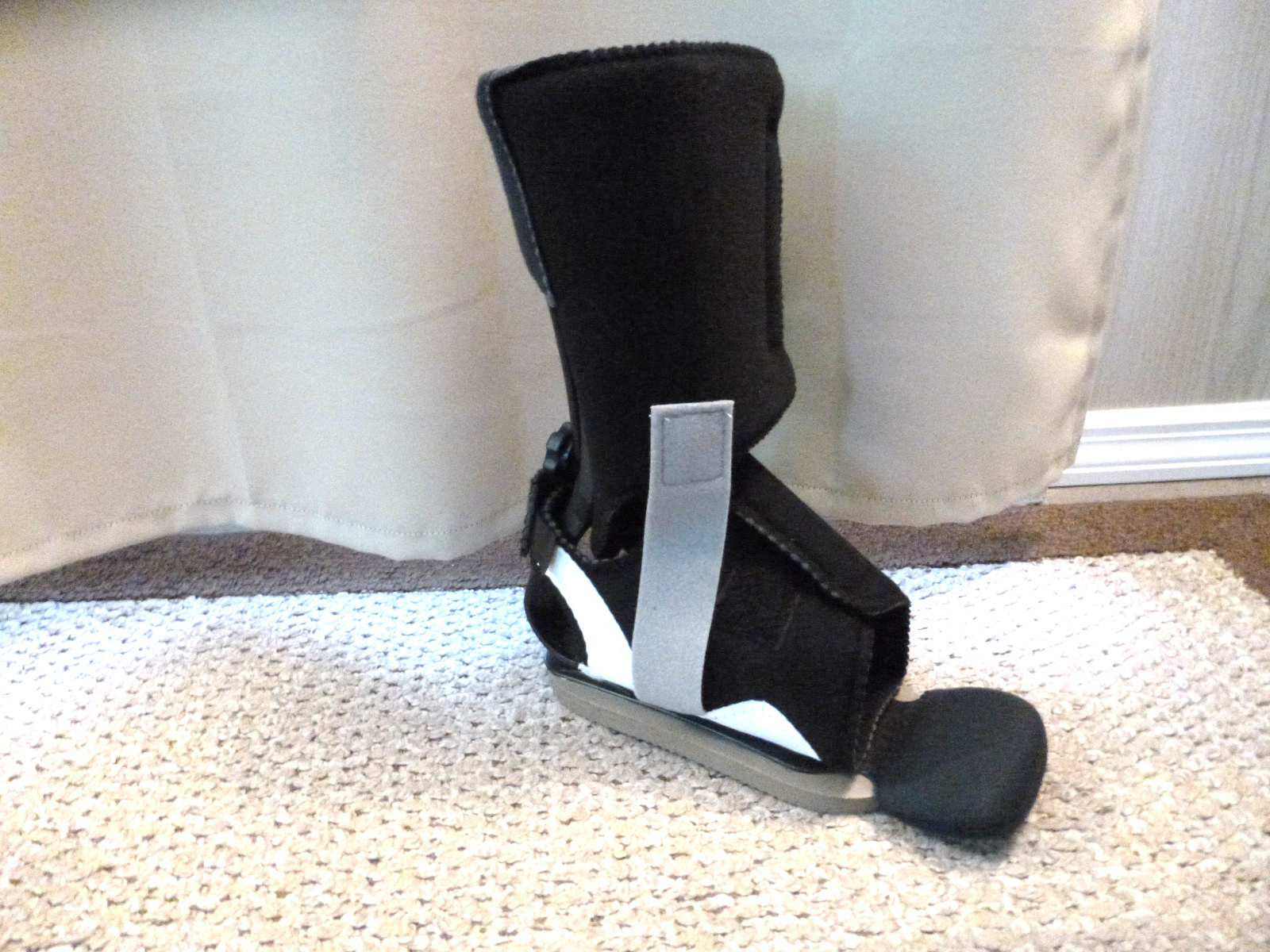 RCAI Podus Orthosis Foot Brace Boot Size Medium