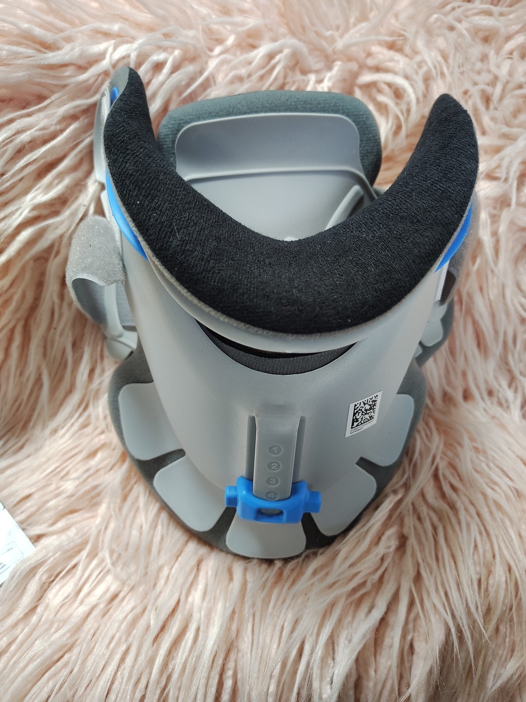 Cervical Collar Neck Brace Adjustable One Size Fits All Core Tech 174 SUP3038GRY