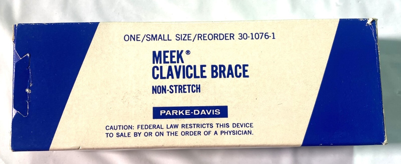 Parke-Davis Meek Clavicle Brace – Non-Stretch – SIZE S