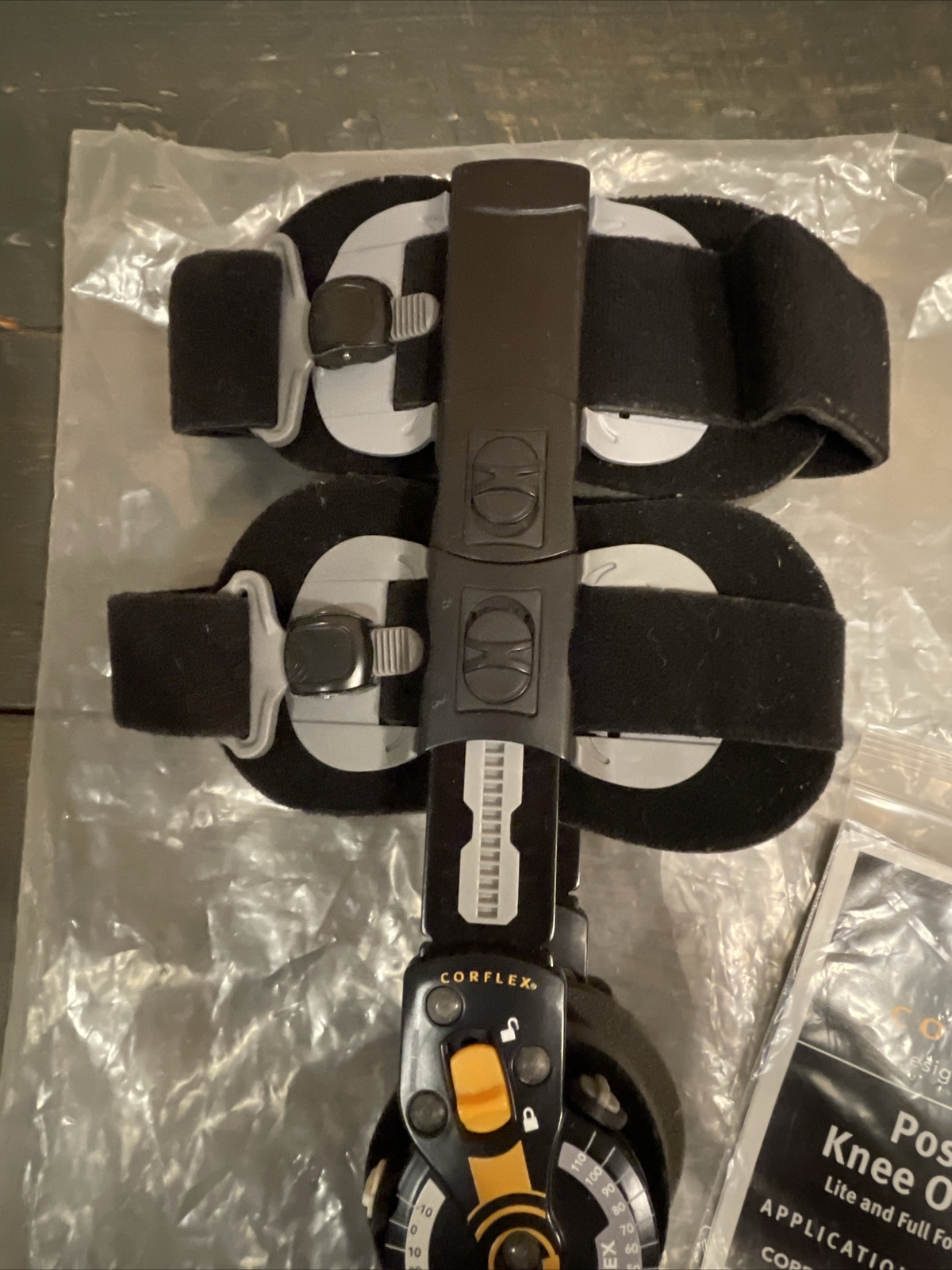 Corflex Contender Post-Op Hinged Knee Brace Universal Size w/ Booklet & Bag