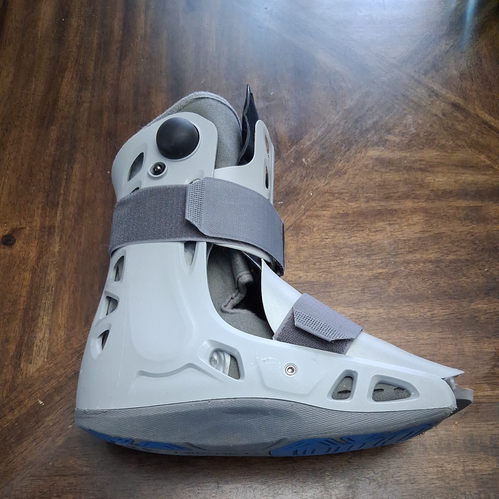DJO SoftStrike Aircast Short Walking Boot Brace- Medium