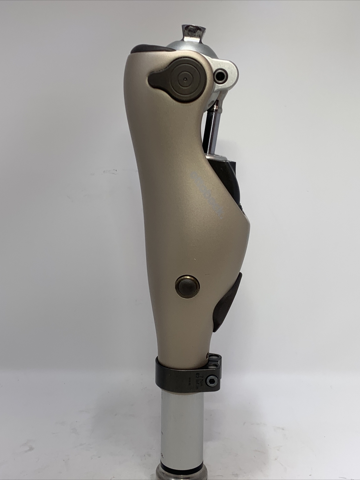 ottobock otto bock 2016 kenevo microprocessor prosthetic knee. perfect condition