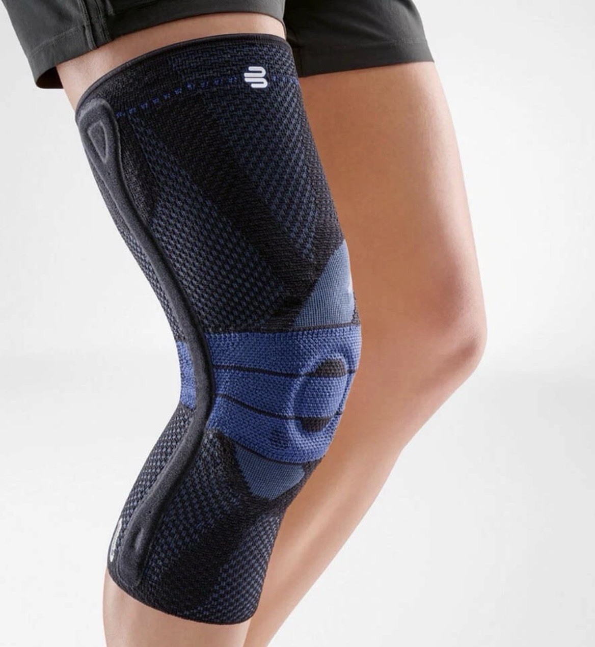 Bauerfeind GenuTrain P3 Knee Support For Misalignment of the Kneecap Volleyball
