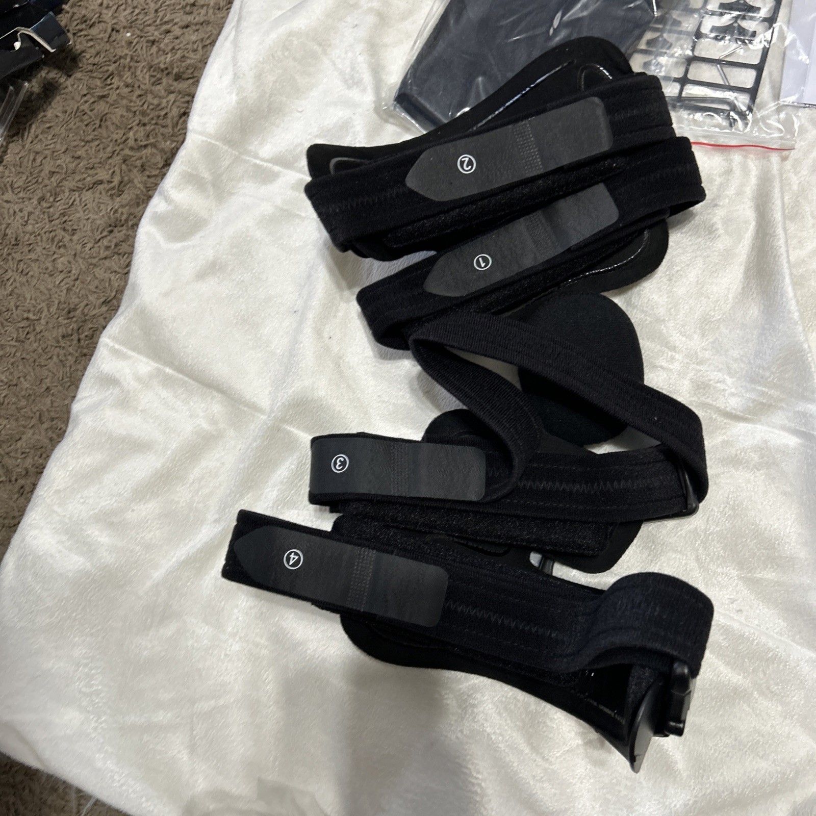 New Dr Medical KB – 138 L The OA Reliever Universal Brace Support Right