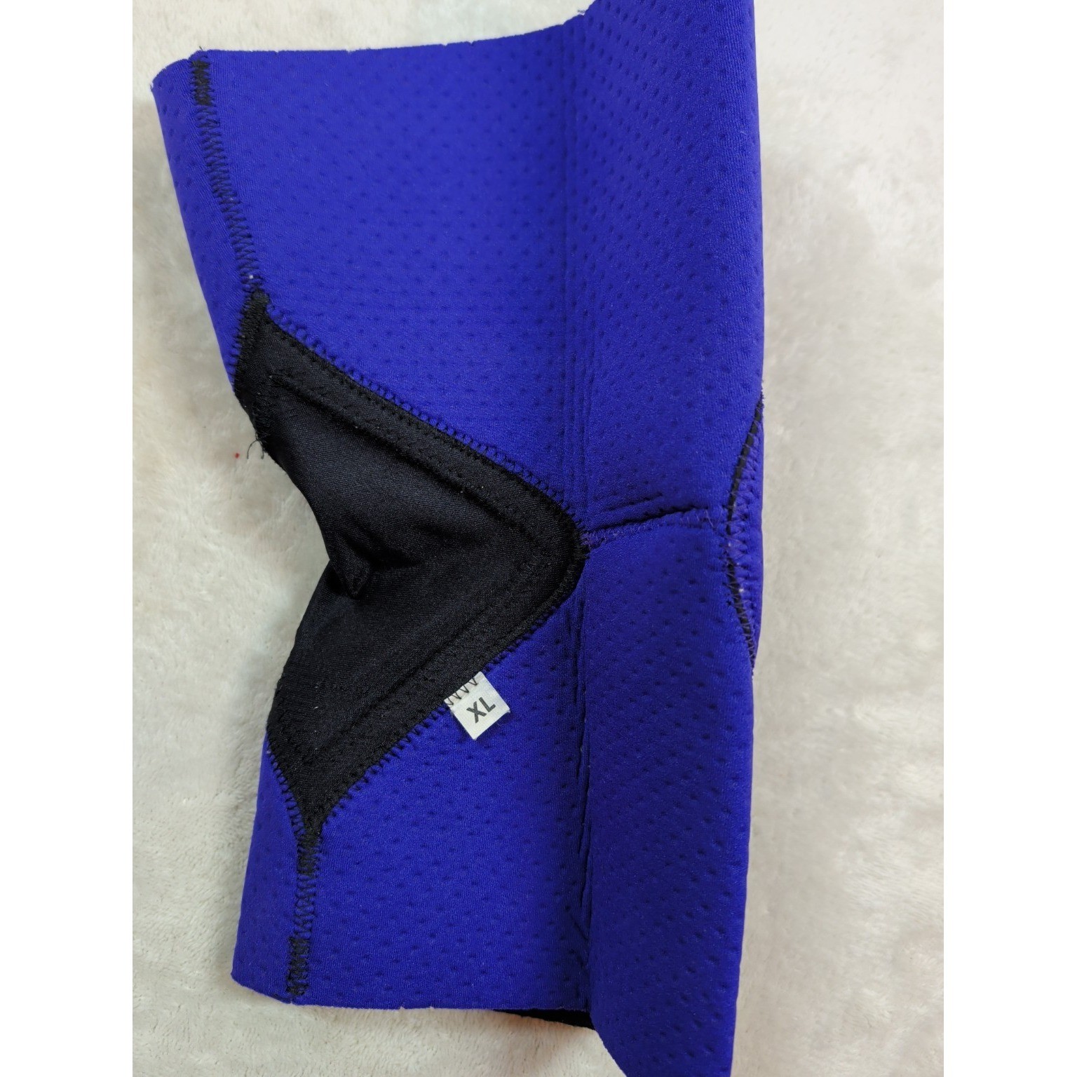 Shock Treatment Reversible Knee Sleeve Open Patella Compression Support Black XL