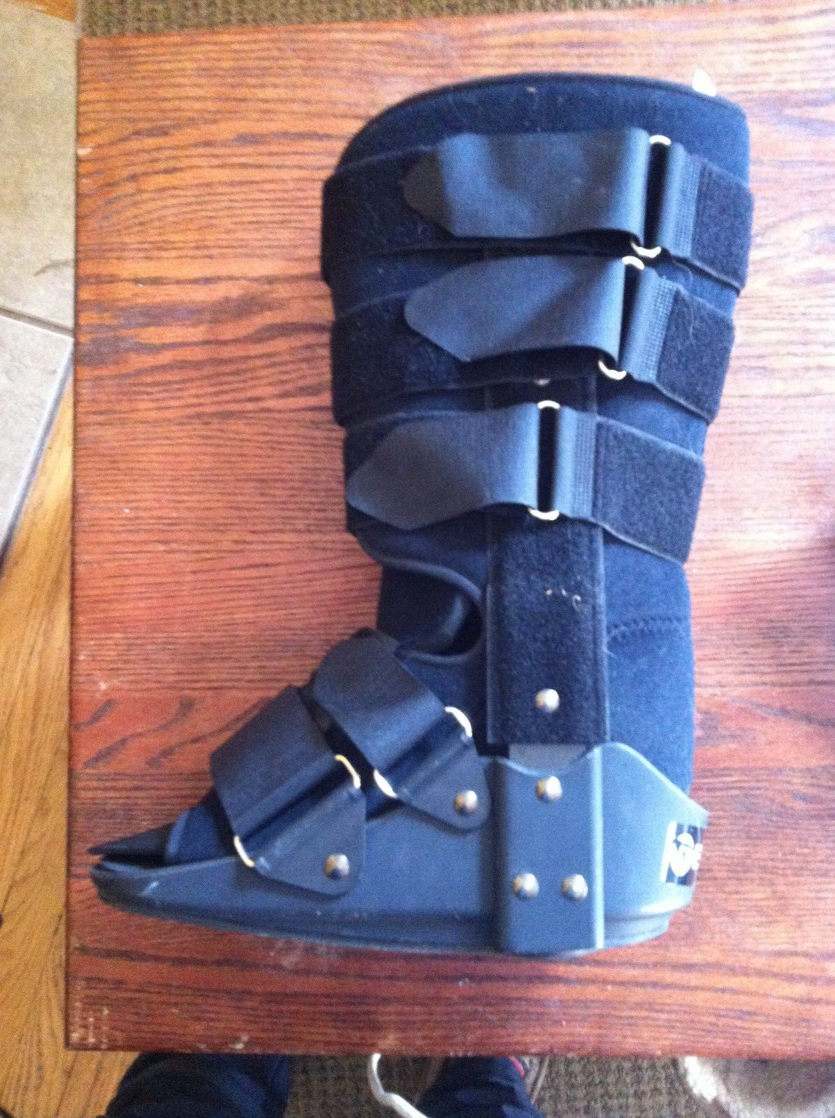 BREG Walking Boot Medical High Top Polymer Ankle Surgery Brace Size (S) Small