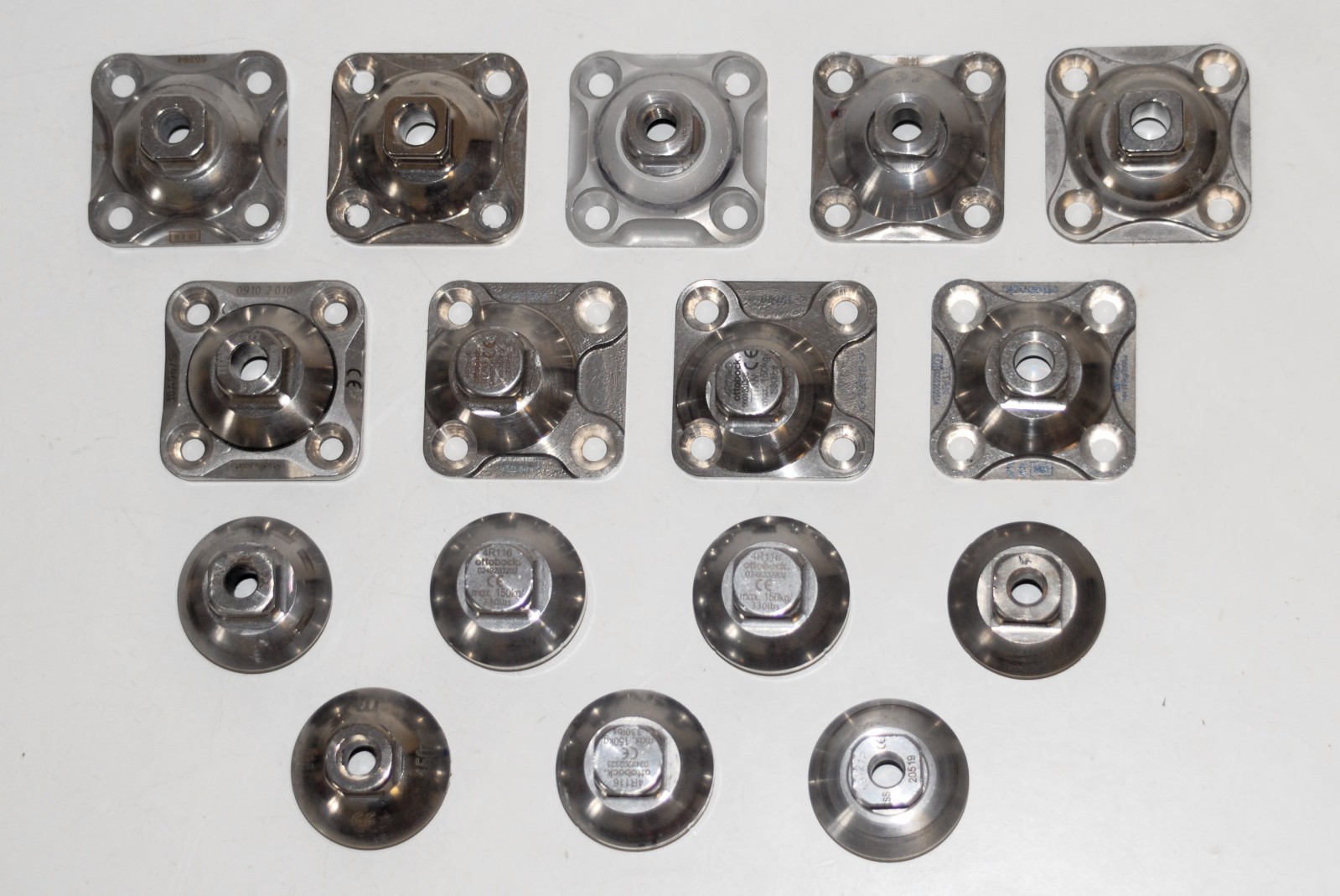 Lot of 16 x Otto Bock , Ossur male socket adapter prosthetic leg very good