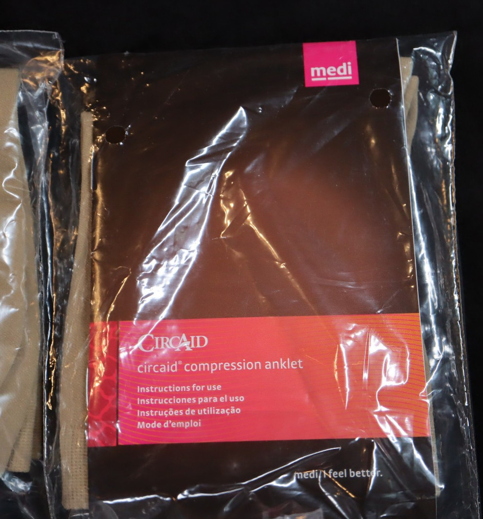 Medi #RSANK002 Lot of 3 Pairs CircAid Comfort Compression Anklets Natural Nude
