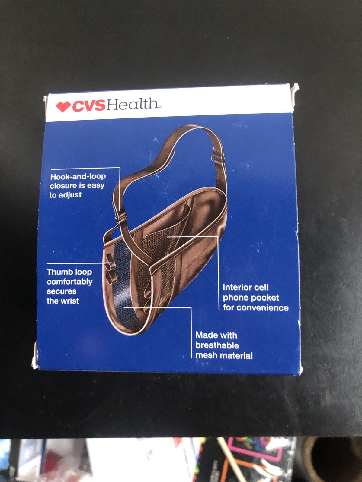 CVS Arm Sling – Lightweight, breathable material, adjustable strap.