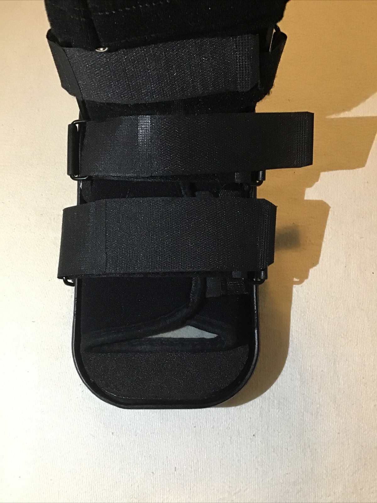 MaxTrax Orthopedic Walking Boot Brace DJO, LLC Foot Brace – Adult Size MEDIUM