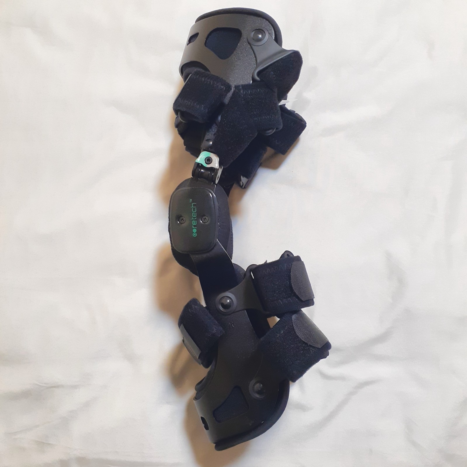 Vivehealth Coretech 845 OA Knee Brace Right Medium with Adjusters & Manual New