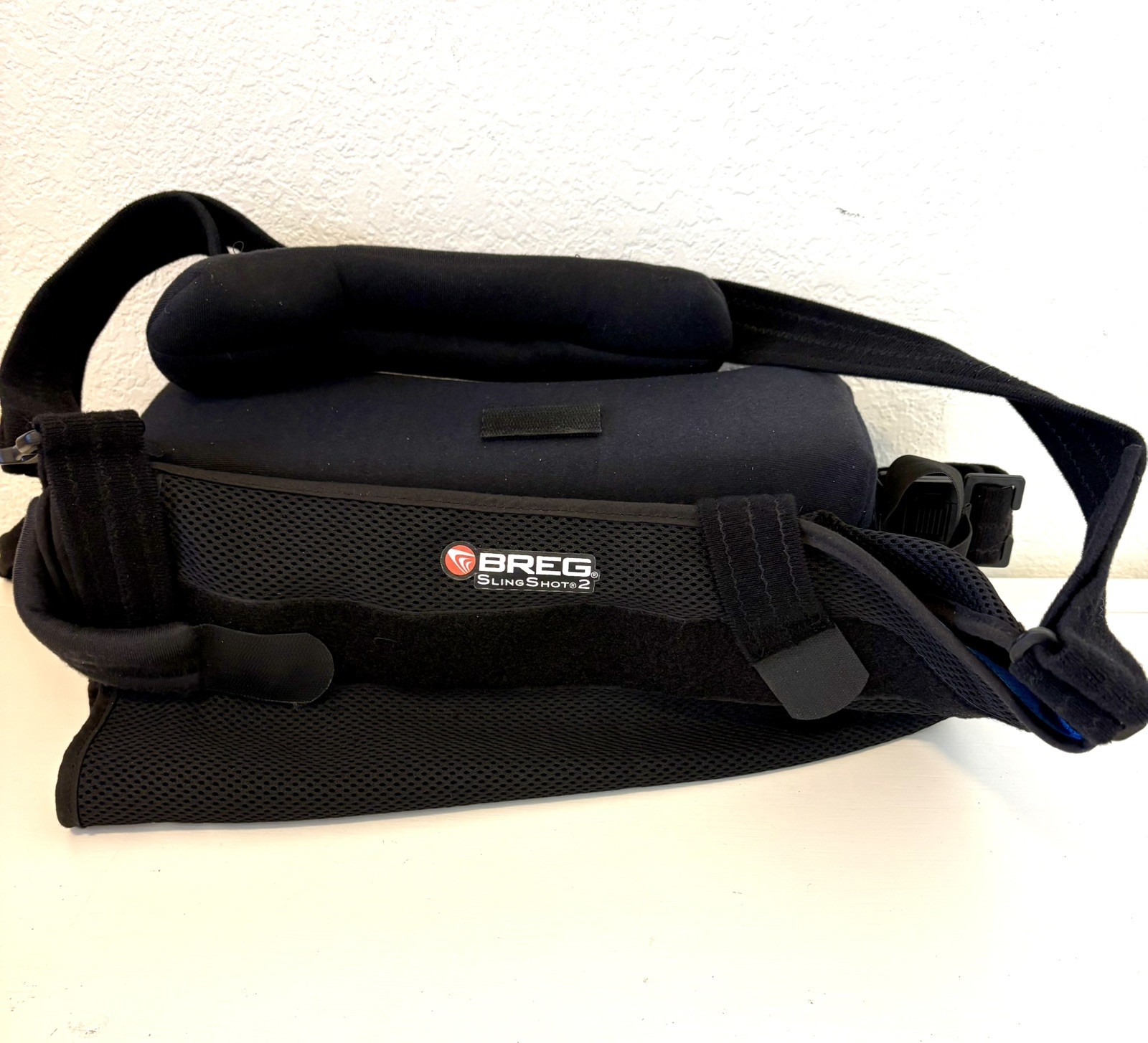 Breg SlingShot 2 Shoulder Brace Support Immobilization Sling Size L Black