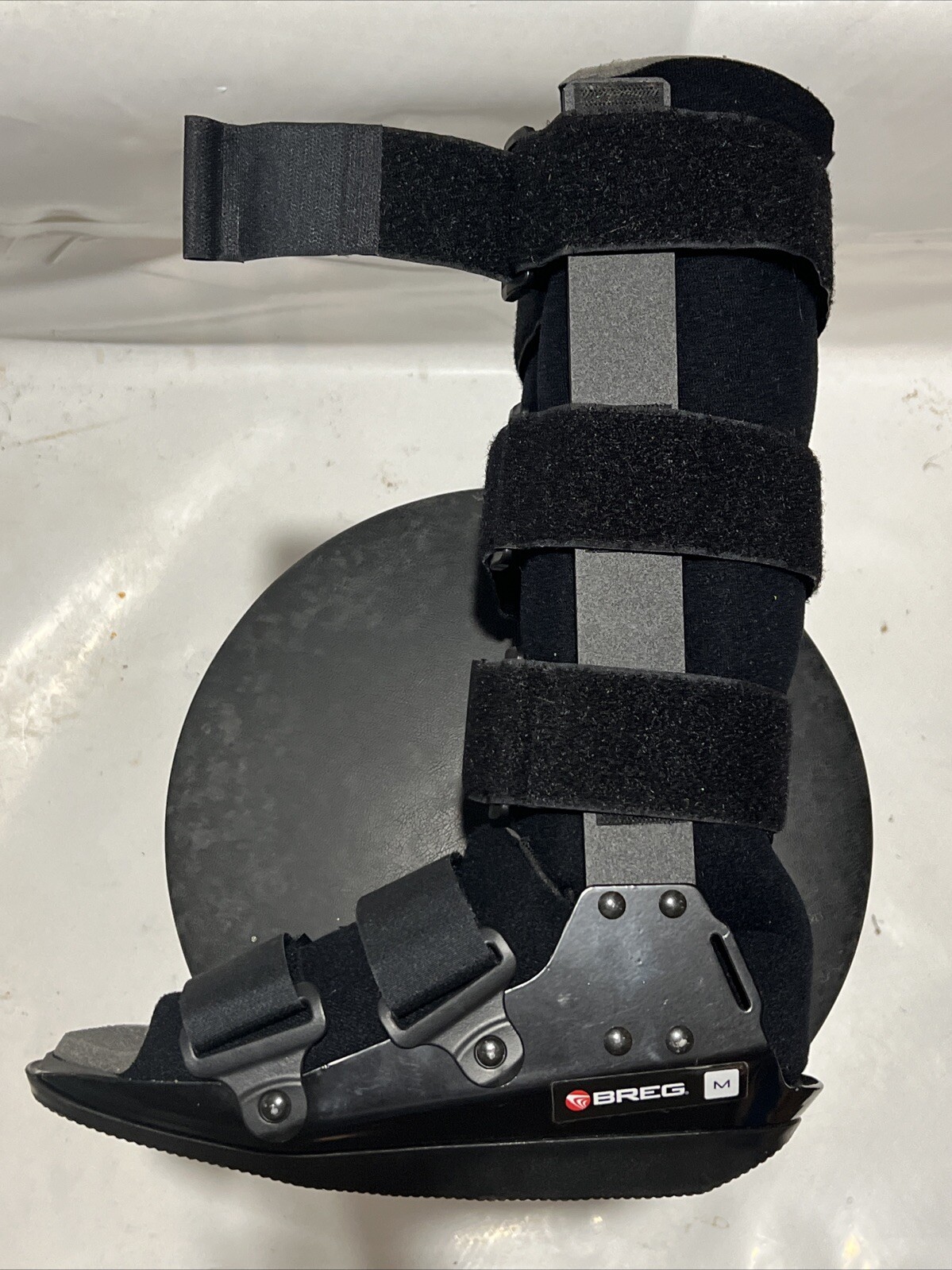 Breg SoftGait Walker Boot Size M Black 11″ Long 4.5″ Wide 18 Tall