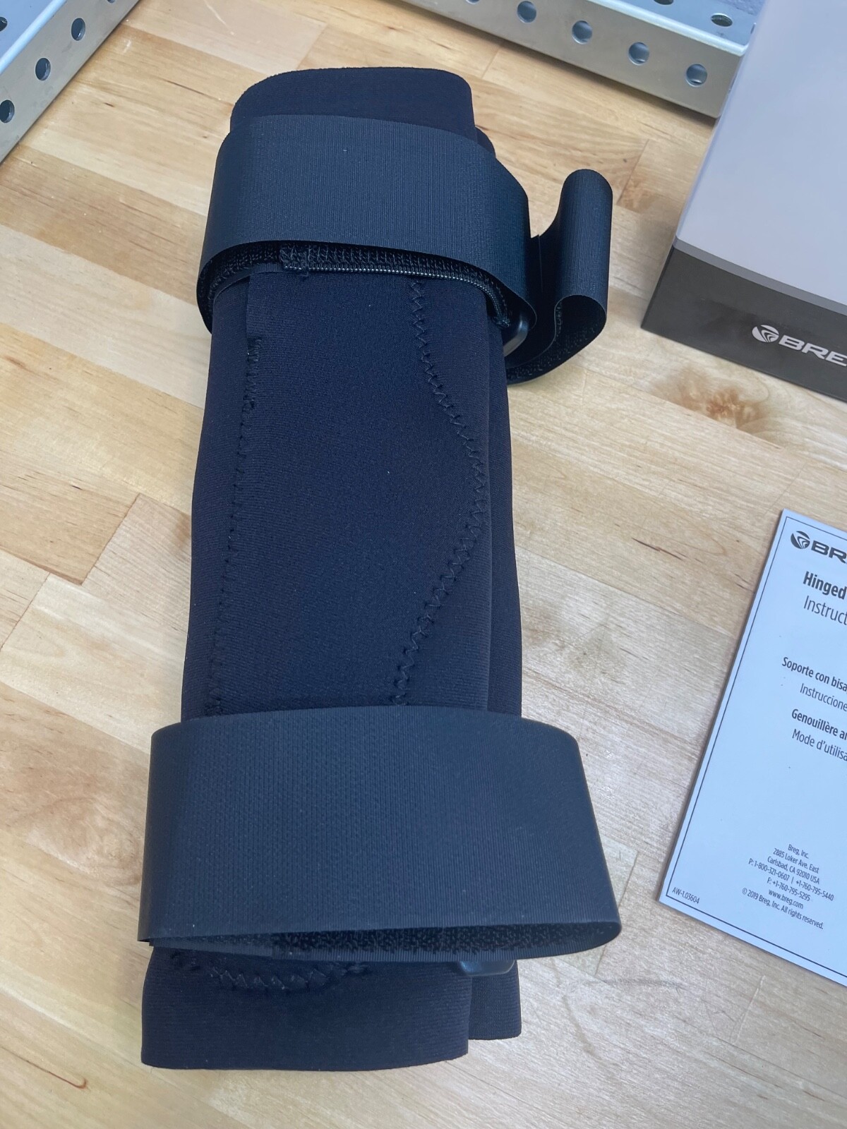 New Breg Hinged Knee Support Wrap Around 3 XL 100629-070 xxxl