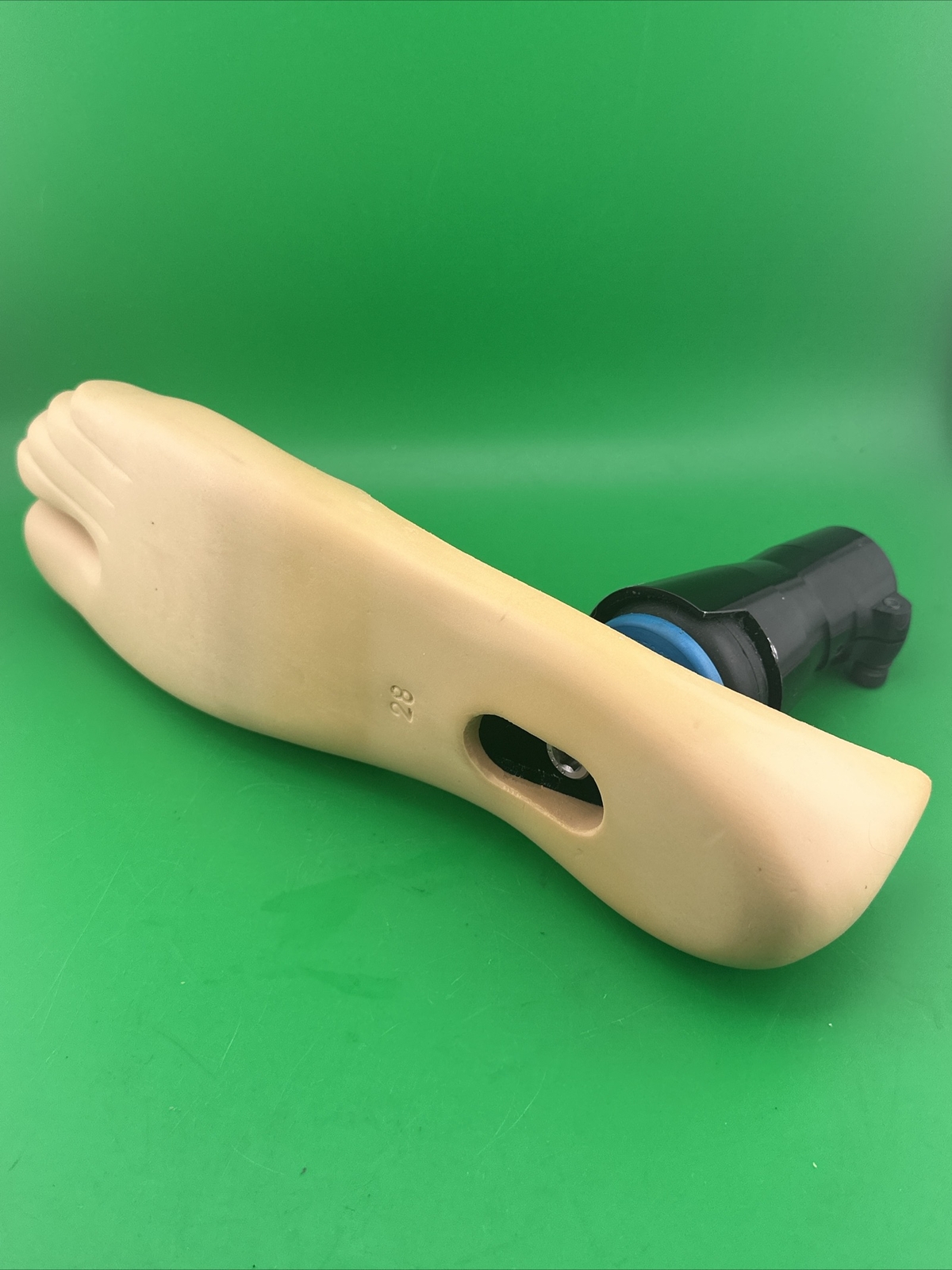 Endolite Blatchford Multiflex Multi Flex Size 28 Prosthetic Foot. Left Foot