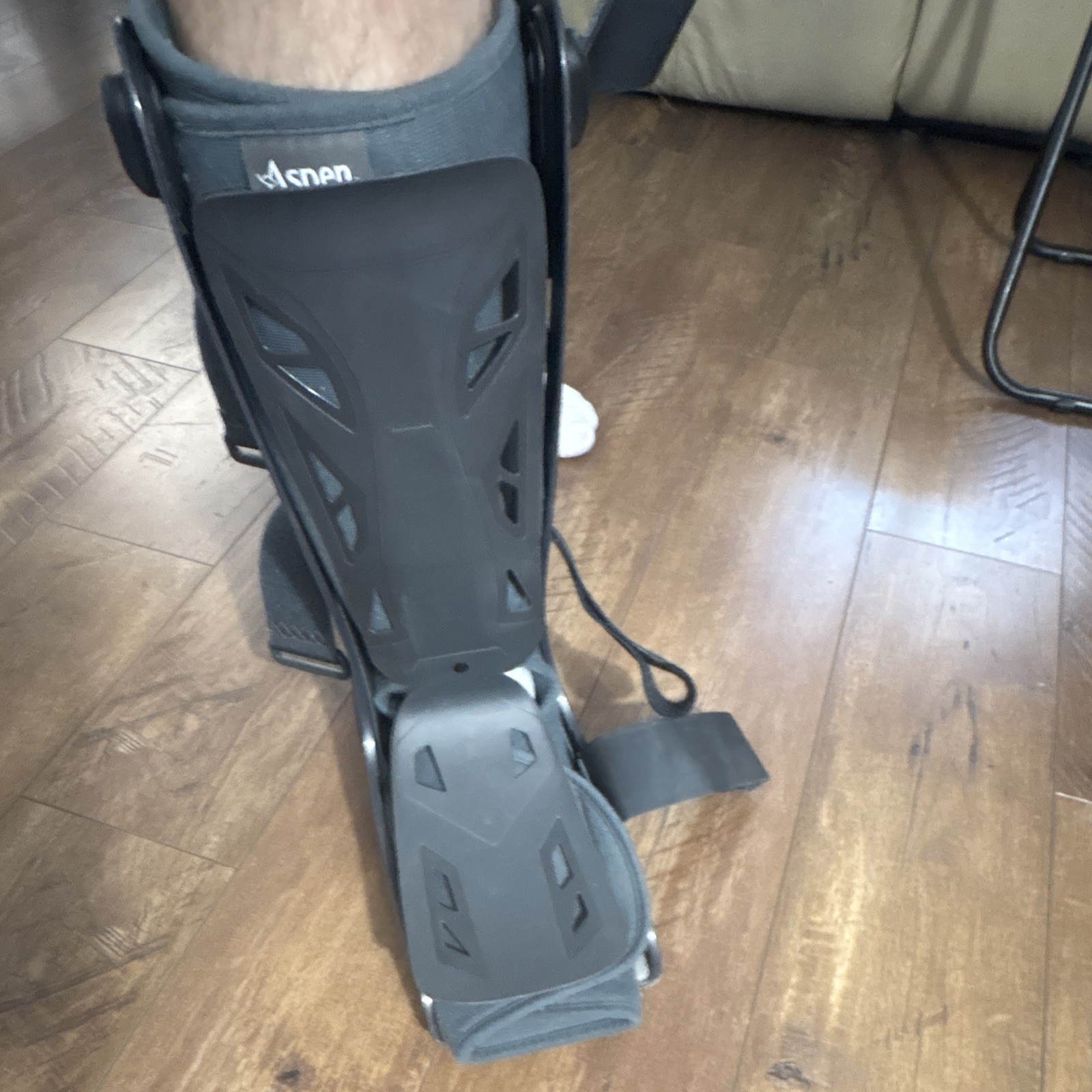 Aspen Orthopedic Walking Boot Immobilizer Stabilizer Adjustable Ankle Foot Leg