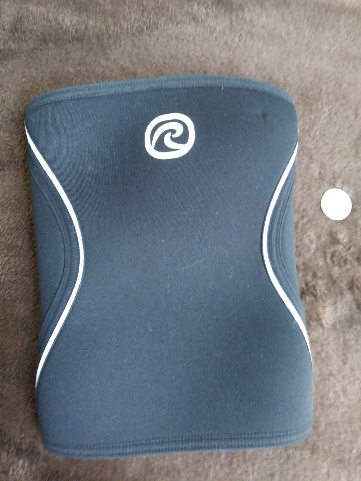 XXL Black Neoprene Knee Wrap good condition
