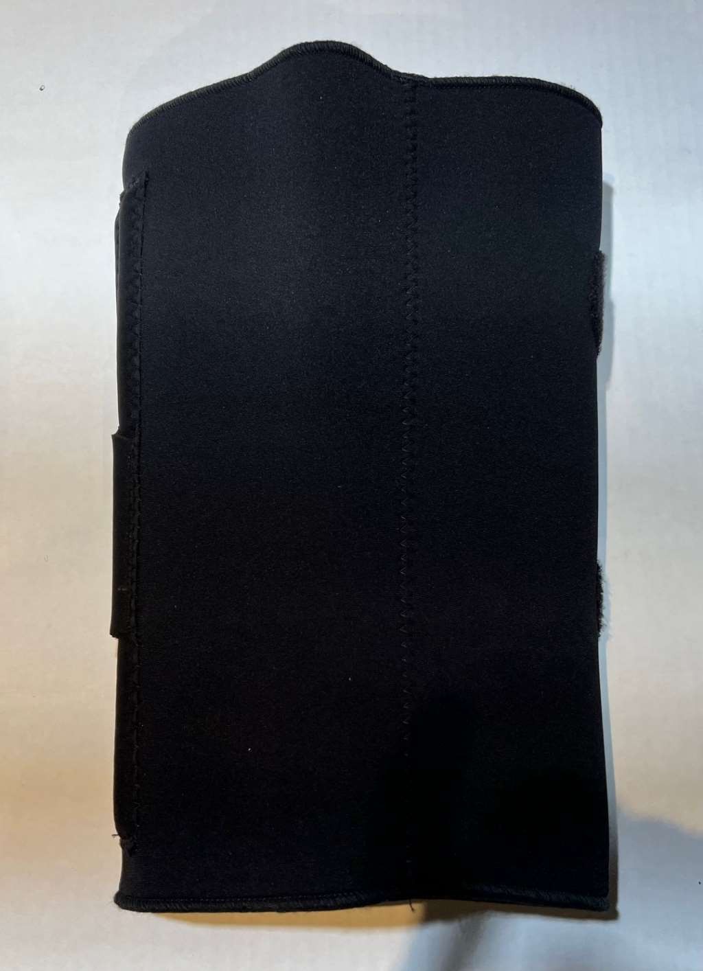 Lateral Knee Stabilizer with “J” Shaped Buttress Right Leg Black X-Small by FLA