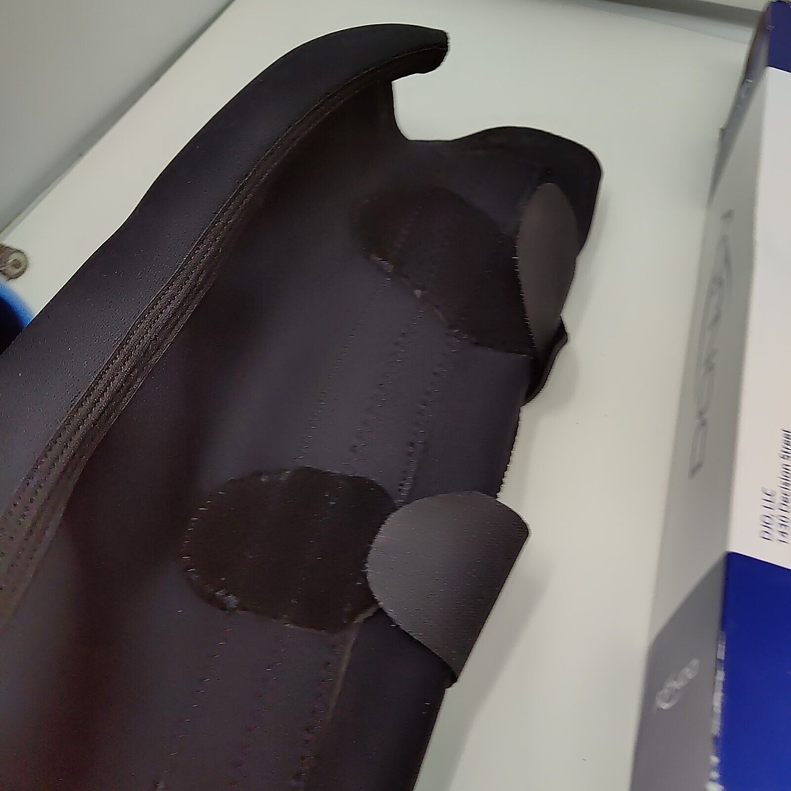 Knee Support Lateral XXL Left Donjoy New! 26 1/2- 29 1/2 Circ. Standard Length