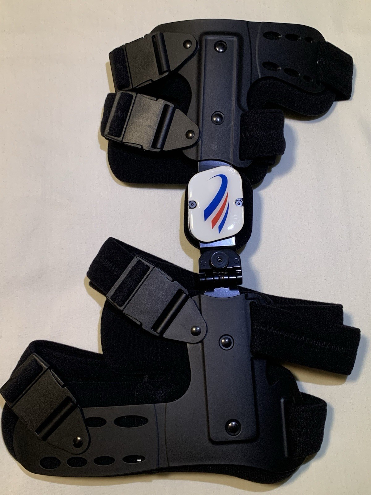 Pain Buster PB-001 OA Knee Brace Right One Size Adjustable NEW