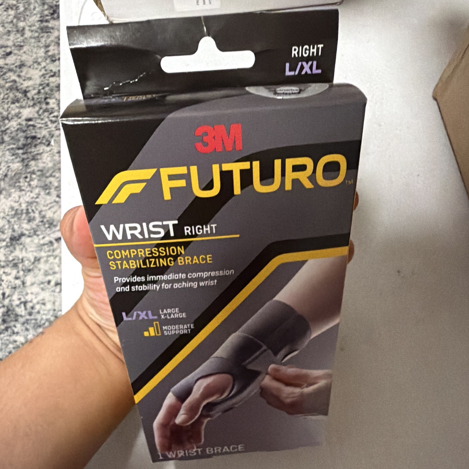 3M FUTURO Compression Stabilizing Wrist Brace Right Hand L/XL Black 48402ENR