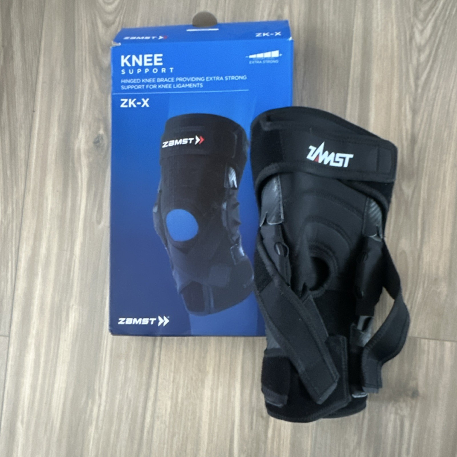 Zamst ZK-X Knee Support Brace Black Metal Hinges Adjustable Straps Mesh – Medium