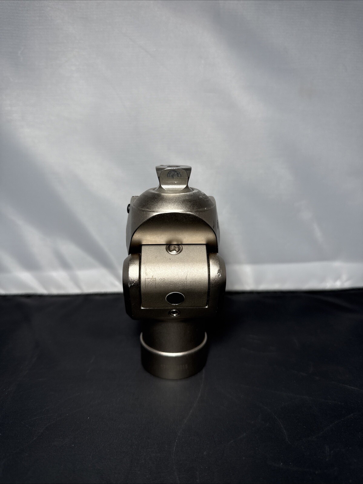 Ossur MEDI Balance OFM2 Prosthetic Safety Knee Monocentric Locking Single Axis