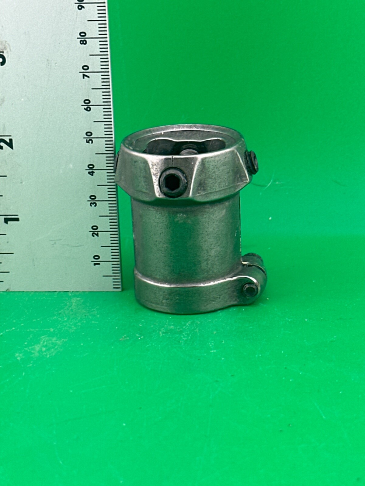 Prosthetic component adapter part. Usmc prosthetic tube clamp