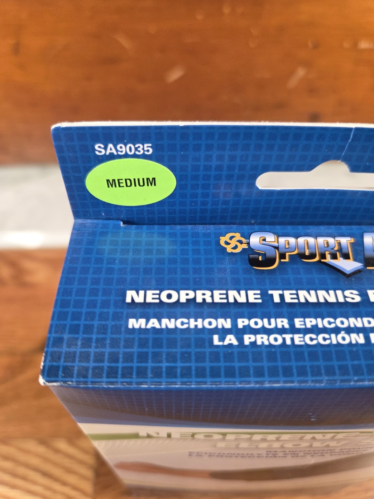 Sport Aid Neoprene Tennis Elbow Sleeve Size MEDIUM (10″-11″ Circumference) NIB