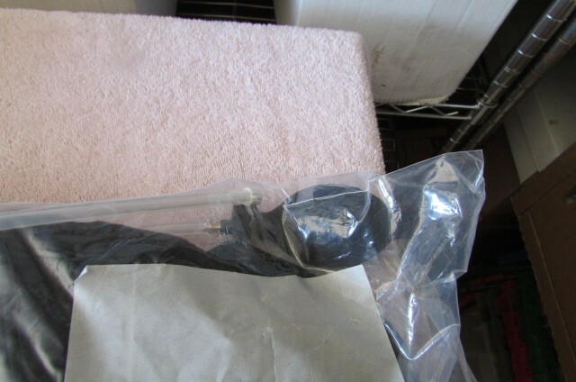 ORTHO8 CRYO PNEUMATIC SHOULDER BRACE W/ 2 GEL PACKS BK-9
